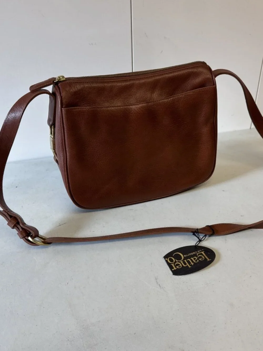 Leather & Co. by Liz Claiborne Brown Leather Crossbody‎ Purse 51803 SADL STATUS
